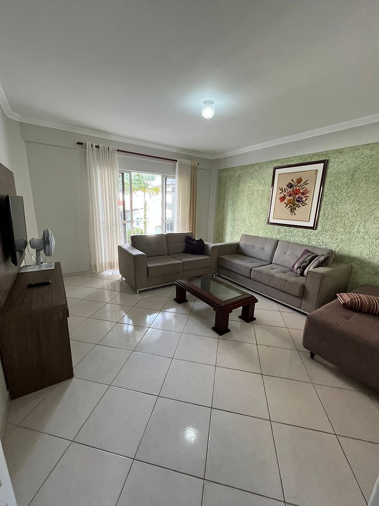 Apartamento 02 Dormitórios - Balneário Camboriú - SC - Diári