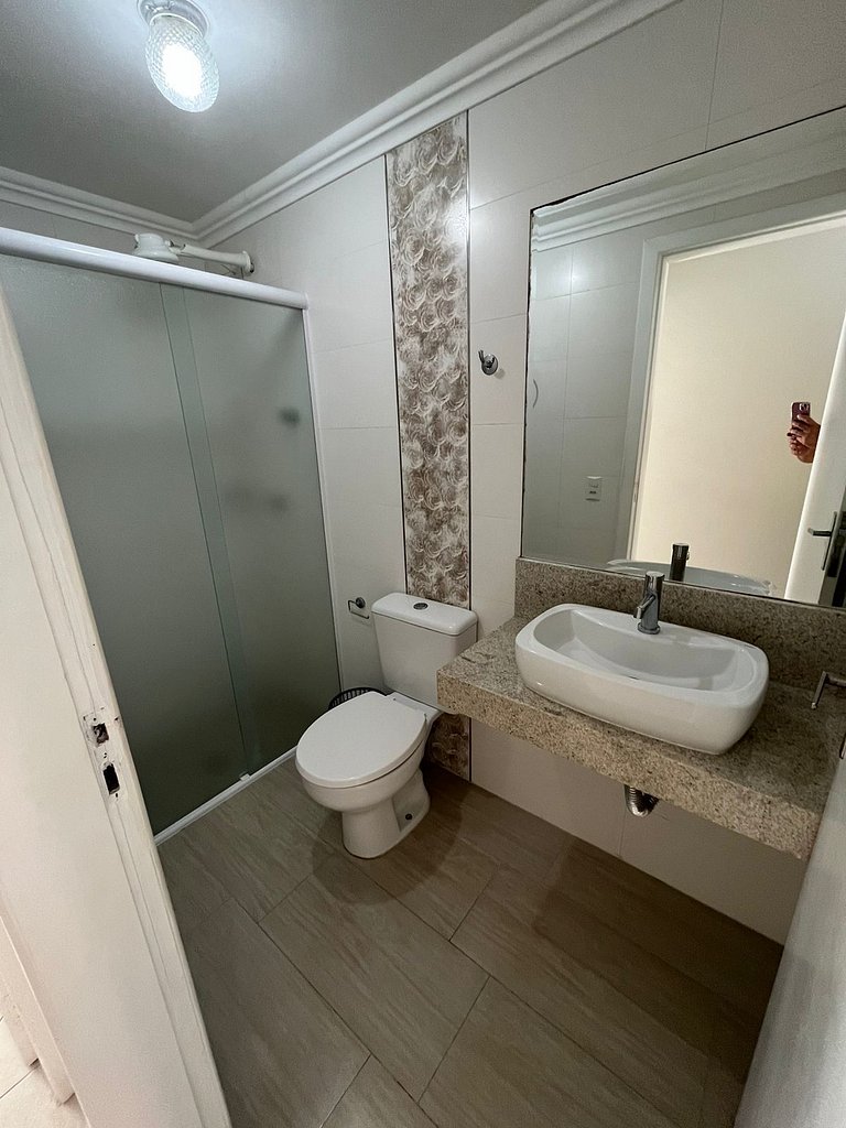 Apartamento 02 Dormitórios - Balneário Camboriú - SC - Diári