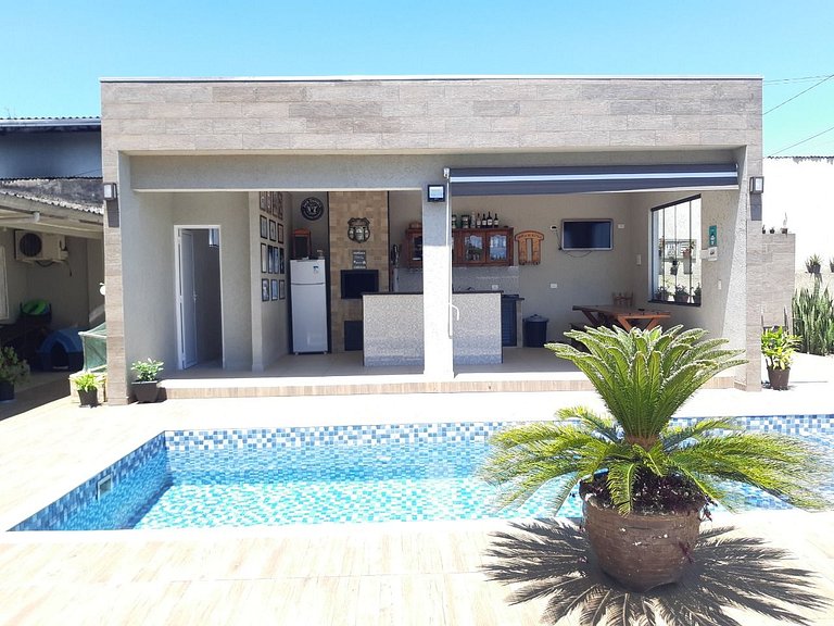 Casa com Piscina - Guaratuba - PR- Diárias a partir 49,90 po