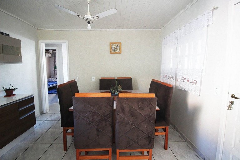 Casa com Piscina - Guaratuba - PR- Diárias a partir 49,90 po