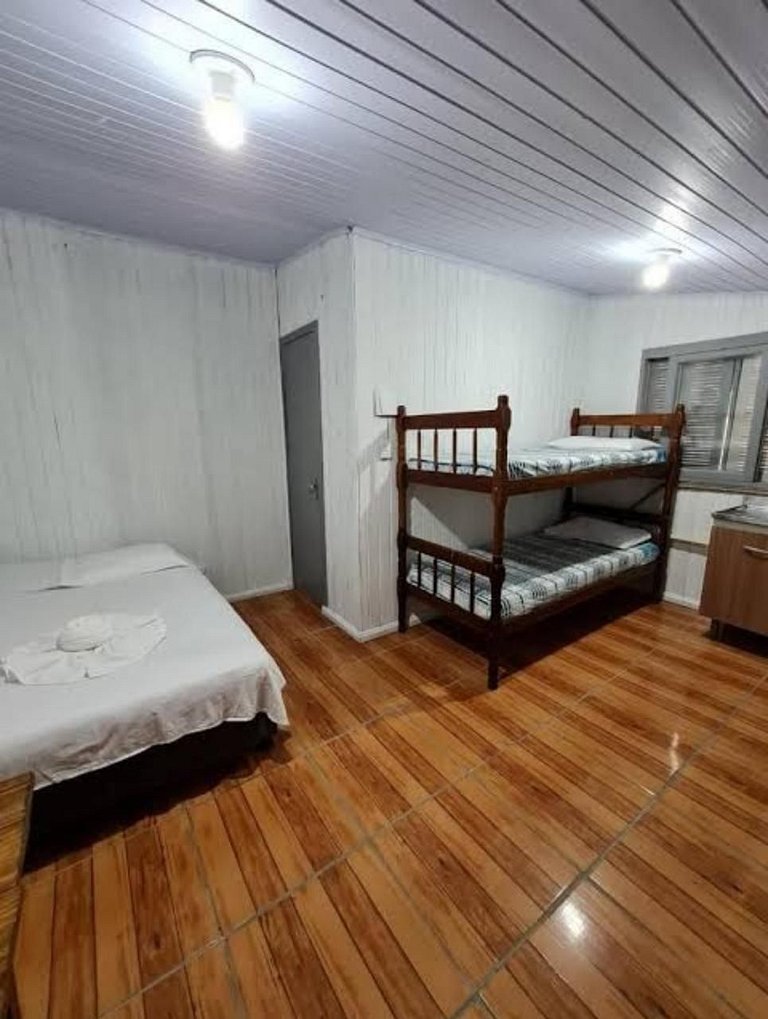 Apartamento 01 dormitório - Diárias a partir de R$ 24,90 por