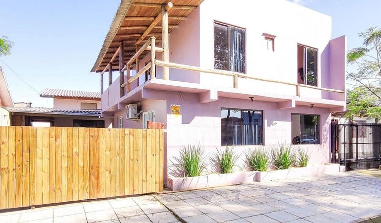Apartamento 02 dormitórios com piscina aquecida - Diárias a