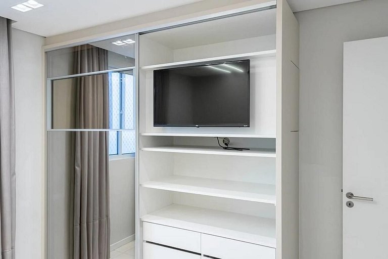Vista Mar com Piscina - Diárias a partir de R$ 38,90 por pes