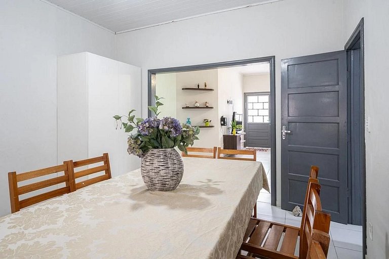 Casa Espaçosa 04 dormitórios - Diárias a partir de R$ 45,90