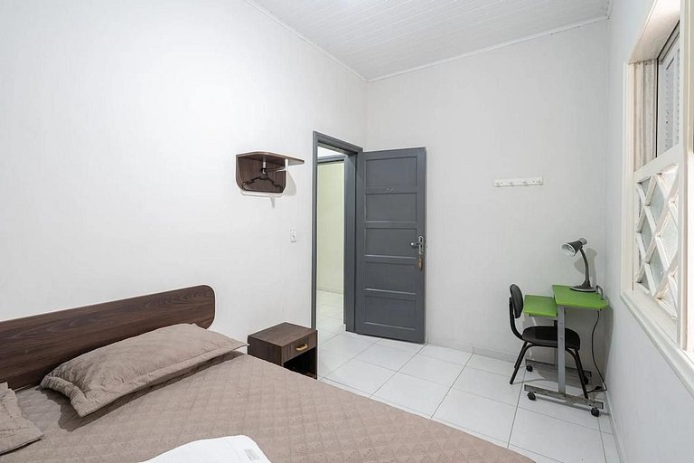 Casa Espaçosa 04 dormitórios - Diárias a partir de R$ 45,90
