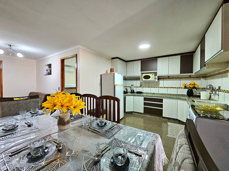 Apartamento Centro de Foz para até 8 pessoas - Diárias a par