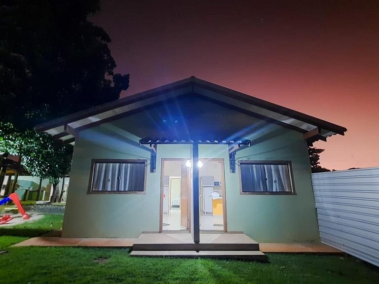 Condomínio de Casas - Diárias a partir de R$ 49,90 por pesso