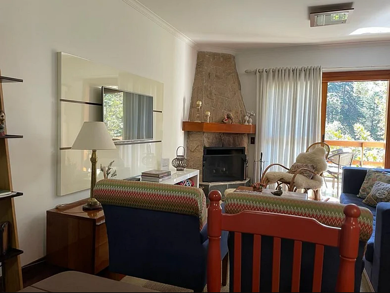 Apartamento familiar com lareira - Campos do Jordão - SP