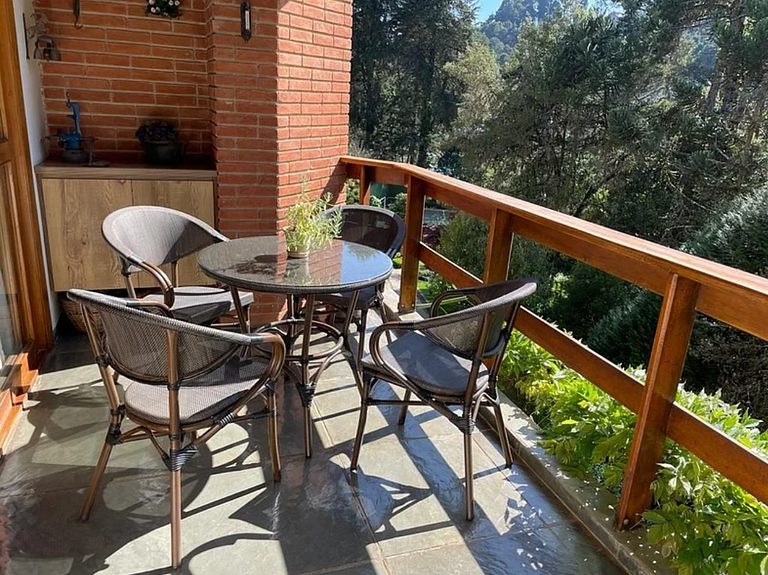 Apartamento familiar com lareira - Campos do Jordão - SP