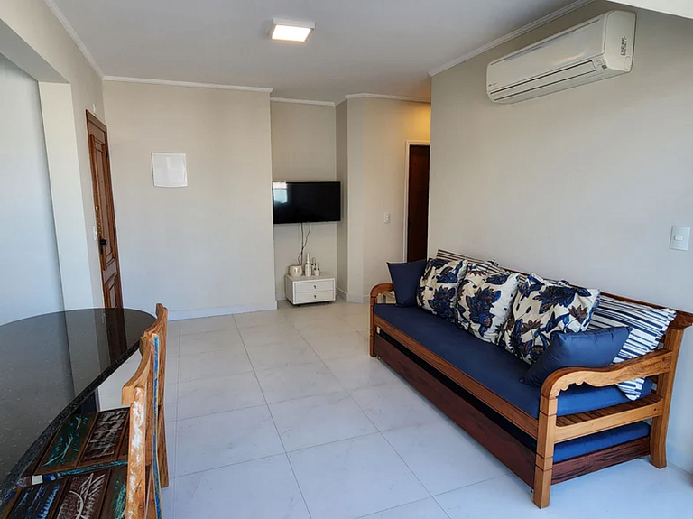 Apartamento 01 Quadra da Praia Pitangueiras 2172