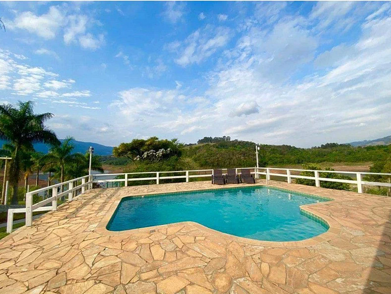 Casa de campo c/ piscina pier e represa
