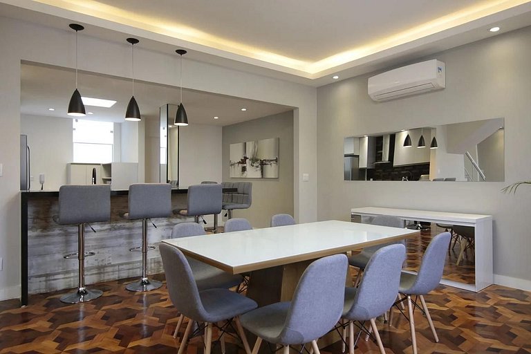 Cobertura com Terraço, BBQ e Piscina - 4 Quartos - Copacaban