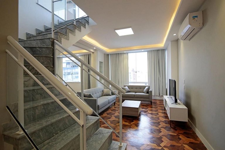 Cobertura com Terraço, BBQ e Piscina - 4 Quartos - Copacaban