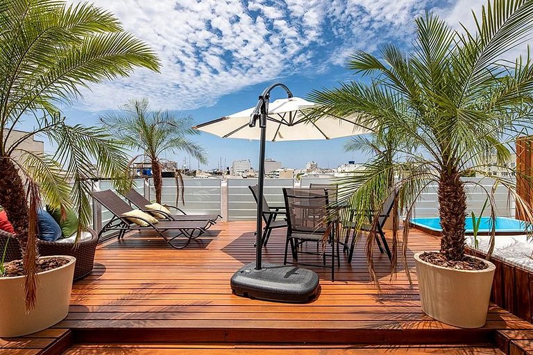 Cobertura com Terraço, BBQ e Piscina - 4 Quartos - Copacaban