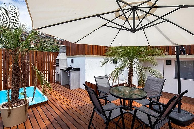 Cobertura com Terraço, BBQ e Piscina - 4 Quartos - Copacaban