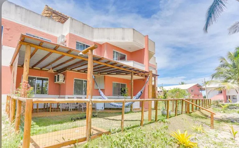 Apartamento Condomínio Beira Mar - Ilhéus - BA