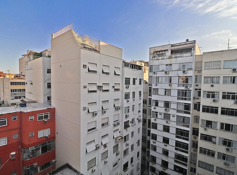 Moderníssimo 3 quartos para até 10 pessoas - Copacabana - RJ