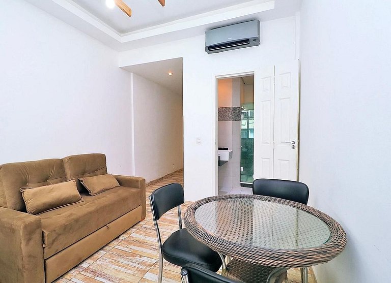 Studio para 4 pessoas com vista mar em Copacabana - RJ - Diá