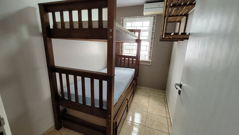 Casa com piscina em Guaratuba - PR