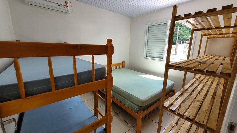 Casa com piscina em Guaratuba - PR