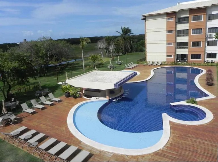 Condomínio com piscina 01 , 02 e 03 dormitórios - Guarajuba