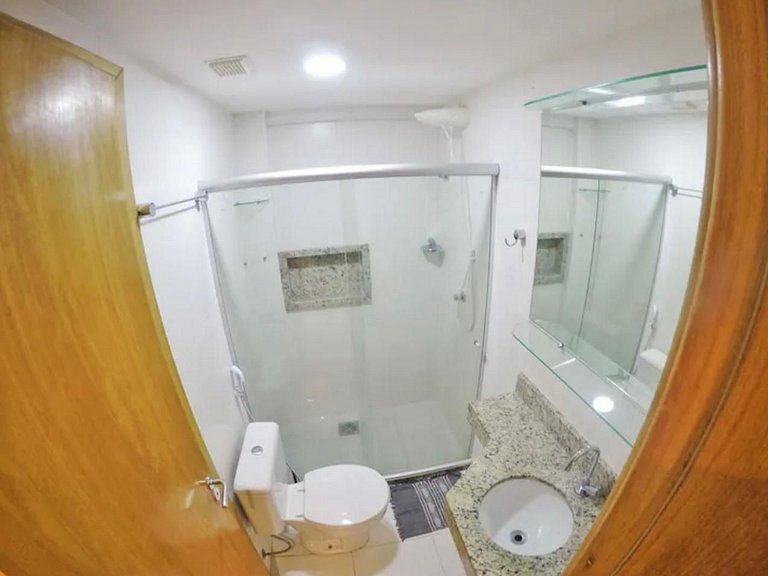 Condomínio com piscina 01 , 02 e 03 dormitórios - Guarajuba