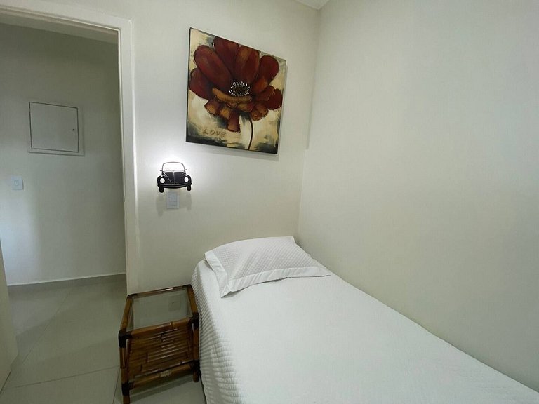 Apartamento 03 dormitórios Beira Mar