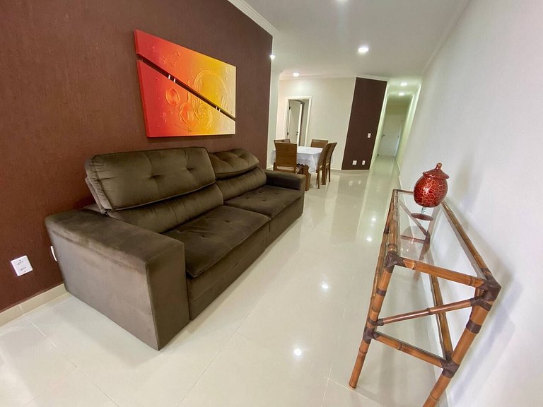 Apartamento 03 dormitórios Beira Mar