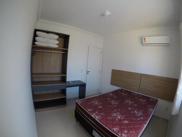 Apartamento 02 quartos - 500 metros da Praia de Bombinhas