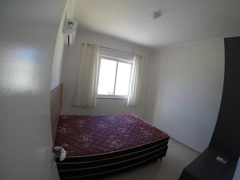 Apartamento 02 quartos - 500 metros da Praia de Bombinhas